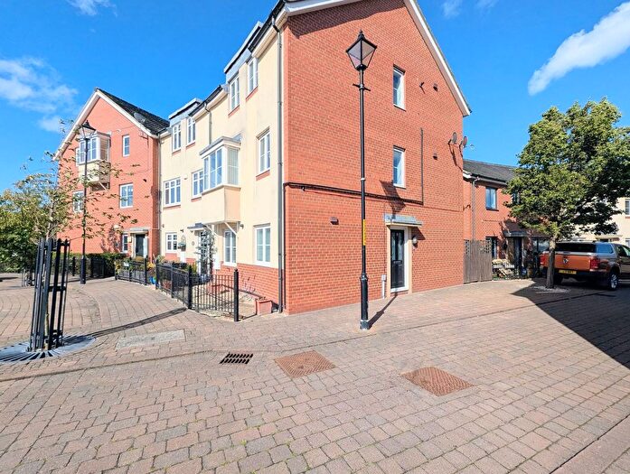 4 Bedroom Property For Sale In Baltic Court, South Shields, NE33