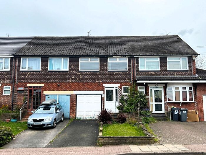 3 Bedroom Terraced House For Sale In B Warwards Lane, Selly Oak, Birmingham, B29
