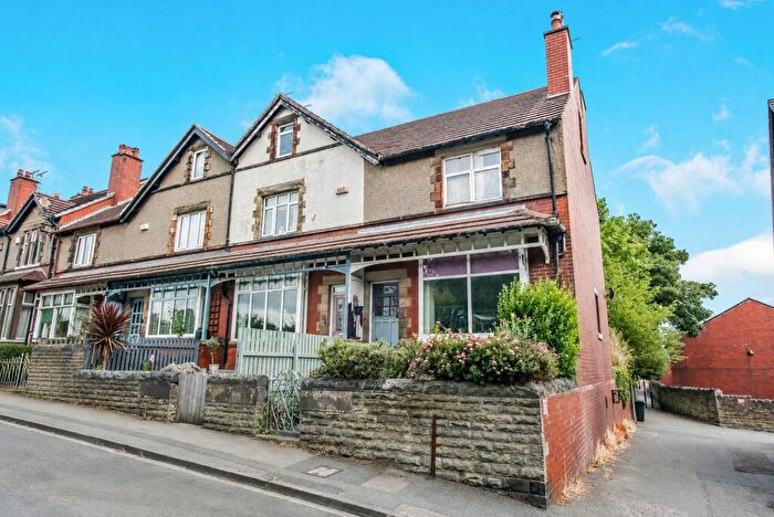 3 Bedroom Terraced House For Sale In Park View, Cleckheaton, West Yorkshire, BD19