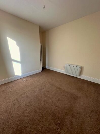 1 Bedroom Flat To Rent In Beaconsfield Road, Weston-Super-Mare, BS23