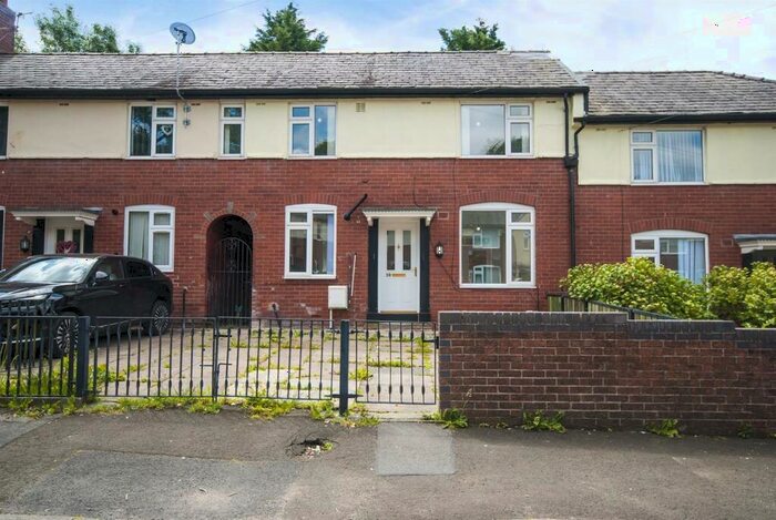 3 Bedroom House To Rent In Glaister Lane, Bolton, BL2