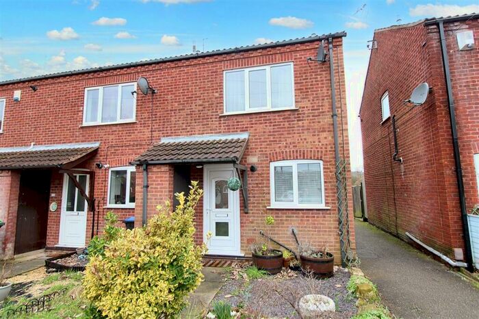 2 Bedroom Town House To Rent In St Marys Walk, Jacksdale, Nottingham, NG16