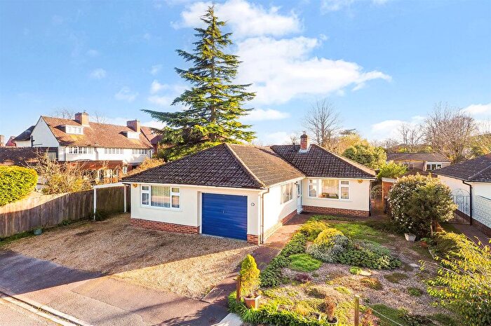 3 Bedroom Detached Bungalow For Sale In Avenue Close, Andover, SP10