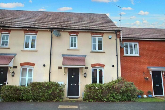 3 Bedroom Terraced House To Rent In Prince Rupert Drive, Aylesbury, HP19