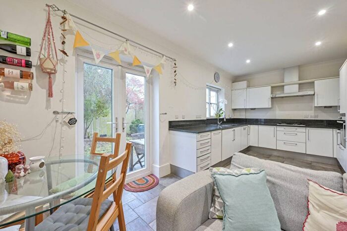 3 Bedroom Property For Sale In Revelstoke Road, Southfields, London, SW18