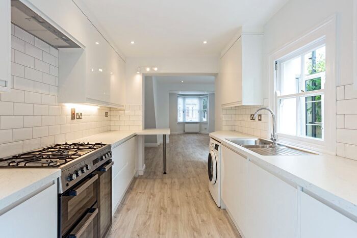 4 Bedroom End Of Terrace House To Rent In Middle Way, Oxford, OX2