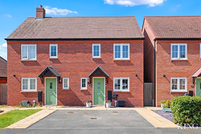 2 Bedroom Semi-Detached House For Sale In Hipbag Lane, Bidford-On-Avon, Alcester, B50