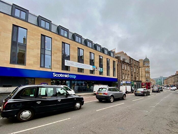 2 Bedroom Flat To Rent In Leven Street, Meadows, Edinburgh, EH3