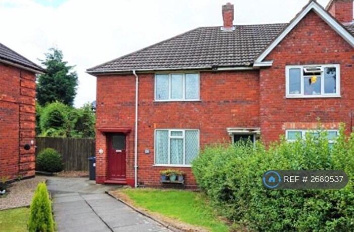3 Bedroom Semi Detached House To Rent In Cooksey Lane, Birmingham, B44