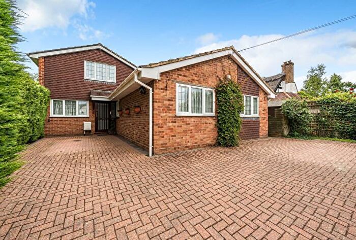 5 Bedroom Detached House For Sale In Windsor Road, Chobham, Woking, GU24