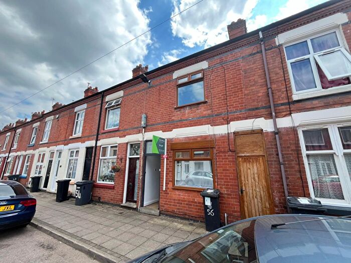 3 Bedroom Terraced House For Sale In Bolton Road, Leicester, LE3