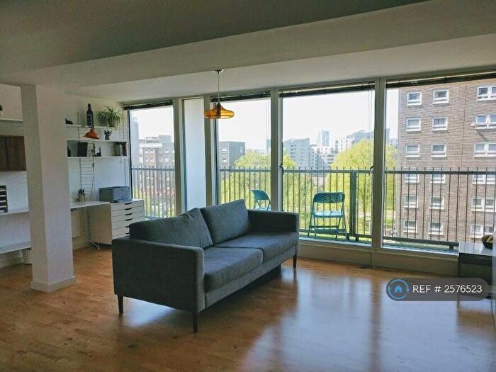 1 Bedroom Flat To Rent In Saxton, Leeds, LS9