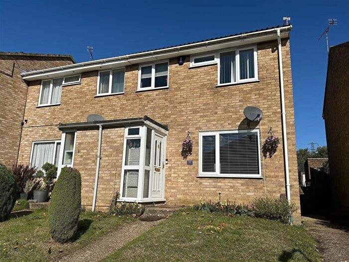 3 Bedroom End Of Terrace House For Sale In Newington Walk, Maidstone, Kent, ME14