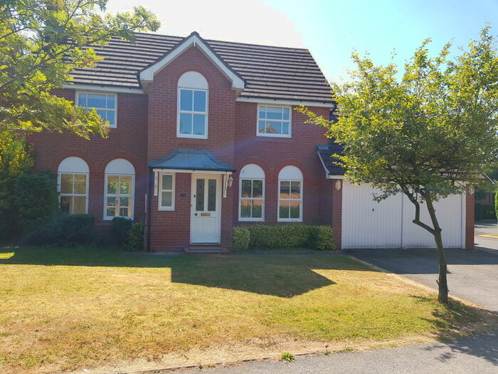 4 Bedroom Detached House To Rent In Buckminster Drive, Dorridge, Solihull, West Midlands, B93