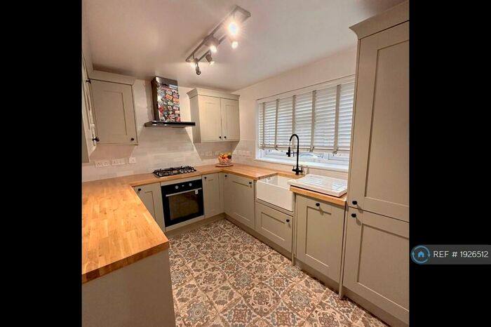 1 Bedroom Flat To Rent In Leytonstone, London, E11