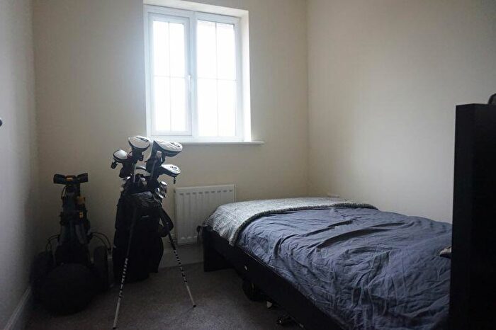 2 Bedroom Flat For Sale In Freya Road, Ollerton, NG22
