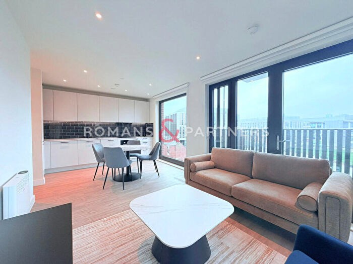 2 Bedroom Apartment To Rent In Ashted Wharf, Glasswater Locks, B4