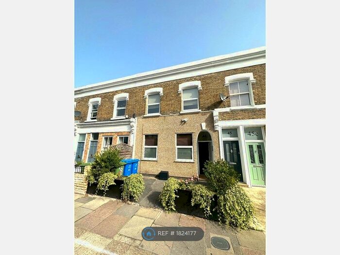 1 Bedroom Flat To Rent In Upland Road, London, SE22