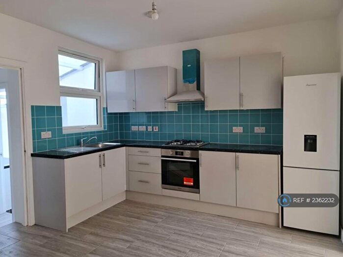 4 Bedroom Terraced House To Rent In Federation Road, London, SE2