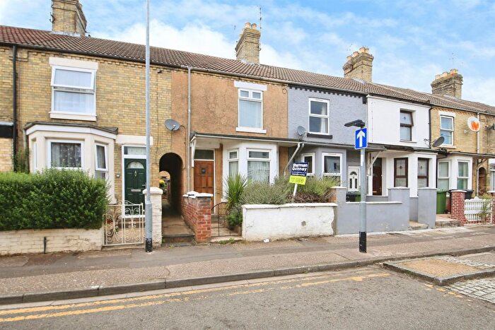3 Bedroom Detached House For Sale In Percival Street, Peterborough, PE3