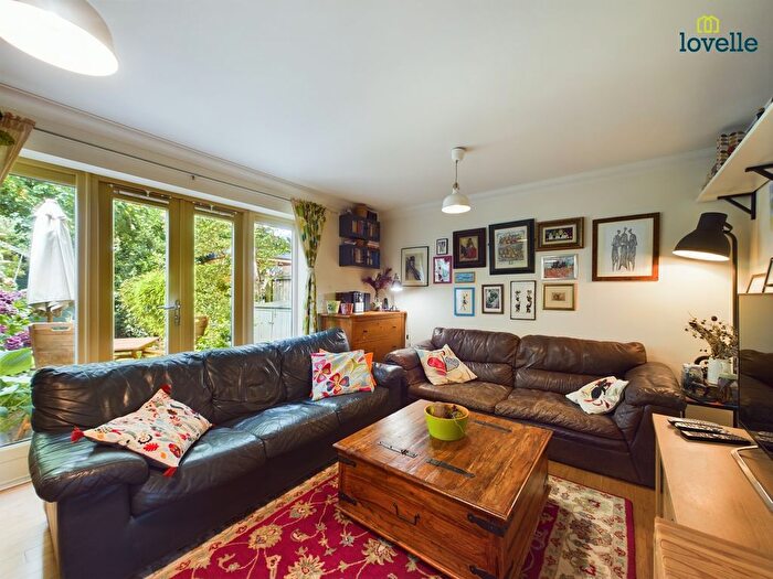 3 Bedroom Semi-Detached House For Sale In Burton Cliffe, Lincoln, LN1
