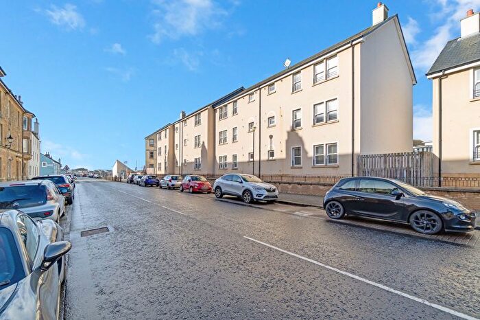 3 Bedroom Flat For Sale In Dublin Quay, Irvine, KA12