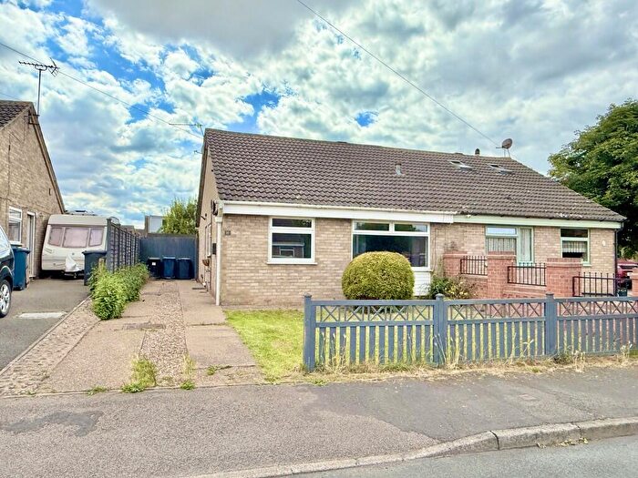 3 Bedroom Semi-Detached Bungalow To Rent In Smite Close, Whatton, Nottingham, NG13