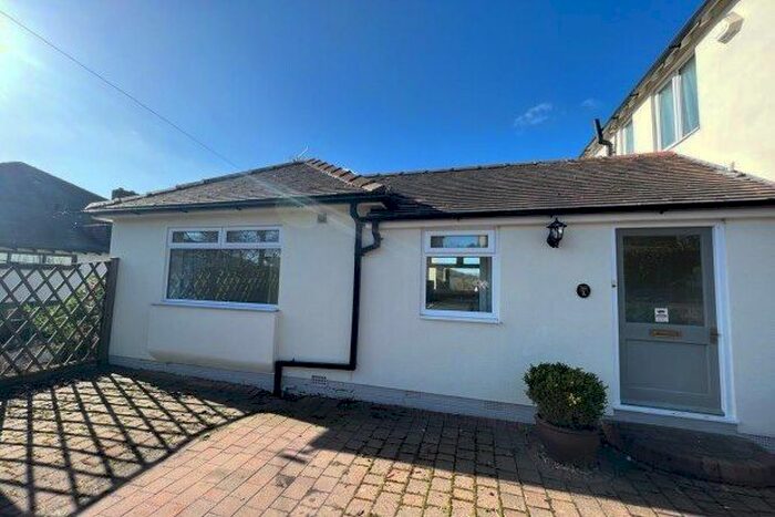 1 Bedroom Bungalow To Rent In Dalewood Drive, Sheffield, S8