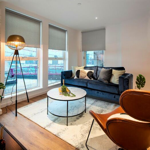 2 Bedroom Apartment To Rent In Silvertown Way, London, E16