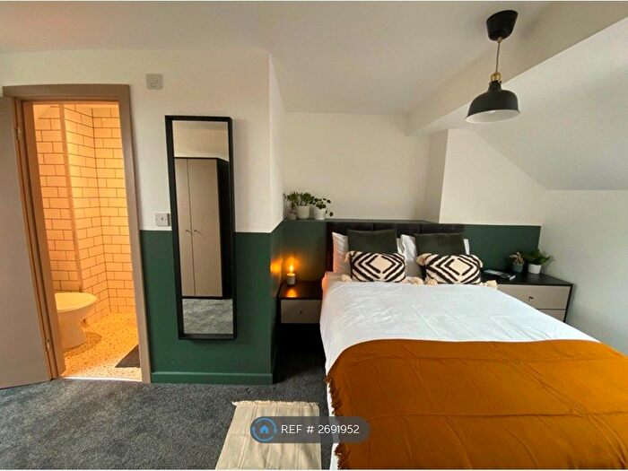 6 Bedroom Terraced House To Rent In Edinburgh Road, Kensington, Liverpool, L7