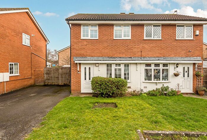 2 Bedroom Semi Detached House For Sale In Homeleaze Road, Bristol, Somerset, BS10