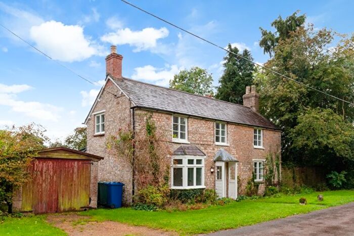 4 Bedroom Cottage To Rent In Cottisford, Brackley, NN13