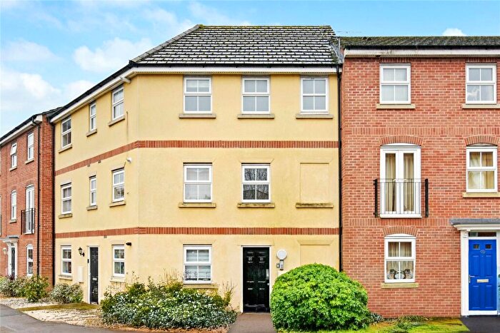 2 Bedroom Apartment For Sale In Hillier Road, Devizes, Wiltshire, SN10