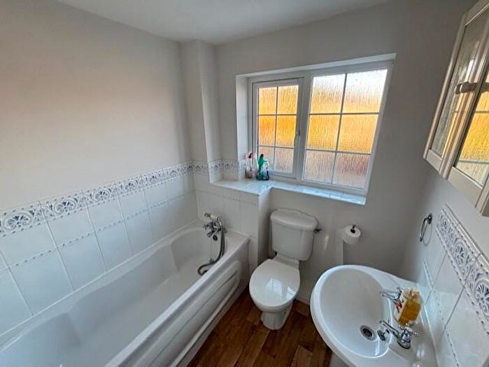 2 Bedroom House To Rent In Birch Close, Sutton Coldfield, B76