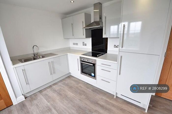 1 Bedroom Flat To Rent In Sycamore Court, Luton, LU2