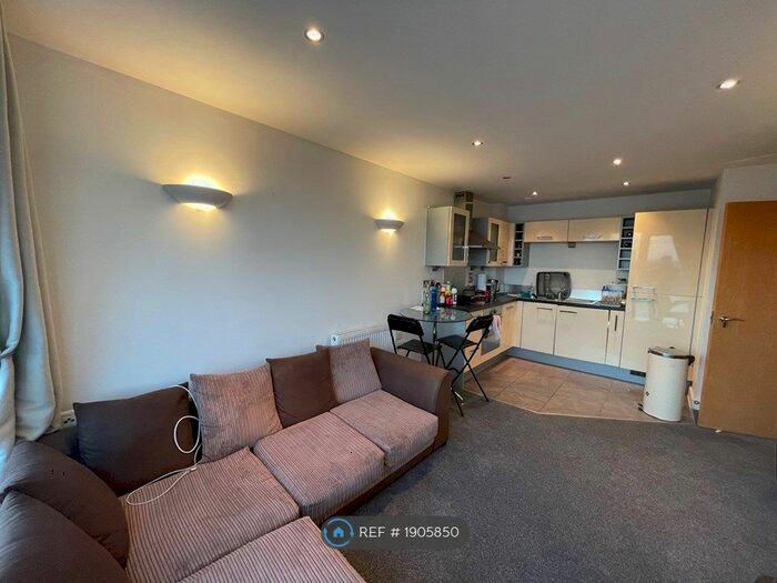 1 Bedroom Flat To Rent In Adriatic Apartments, London, E16