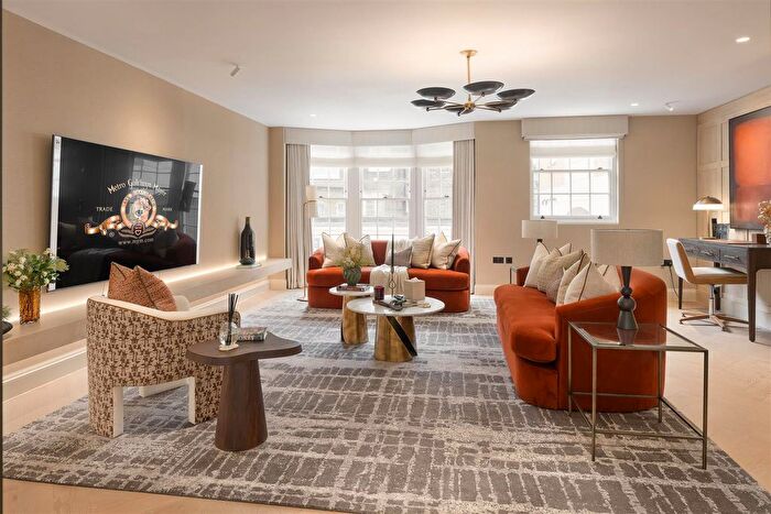 4 Bedroom Property To Rent In Little Chester Street, London, SW1X