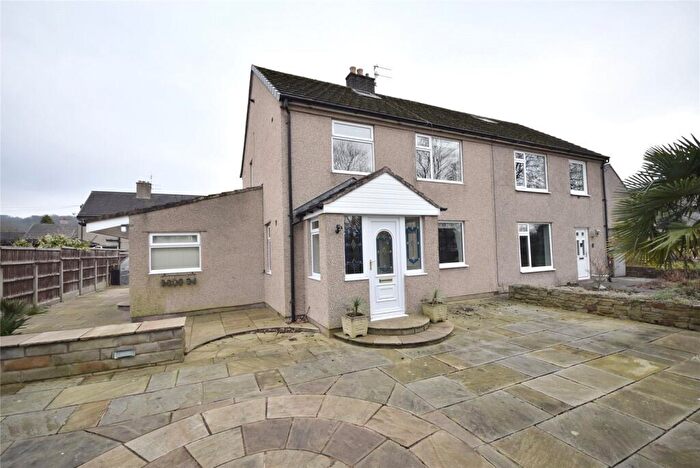 3 Bedroom Semi-Detached House For Sale In George Street, Whalley, Clitheroe, Lancashire, BB7