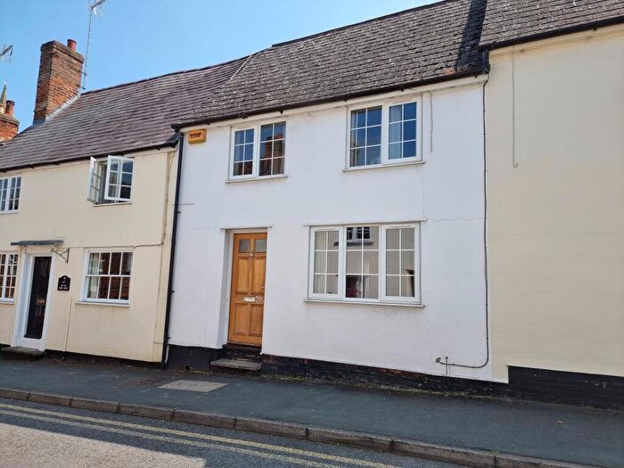 3 Bedroom Cottage To Rent In Nelson Street, Buckingham, MK18