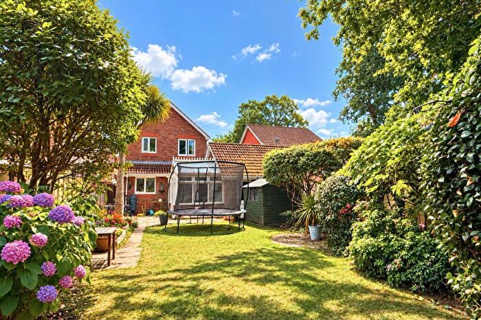 3 Bedroom Detached House For Sale In Taylor Way, Verwood, BH31