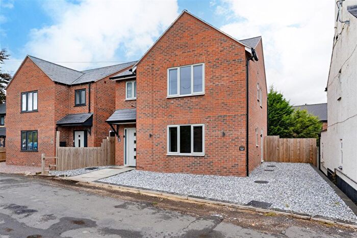 4 Bedroom Property For Sale In River Bank, Spalding, PE11