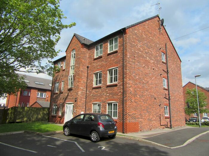 2 Bedroom Flat To Rent In Durrington Place, Westhoughton, BL5