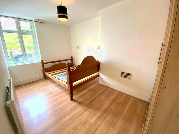 2 Bedroom Flat To Rent In Wilbraham Road, Manchester, M21