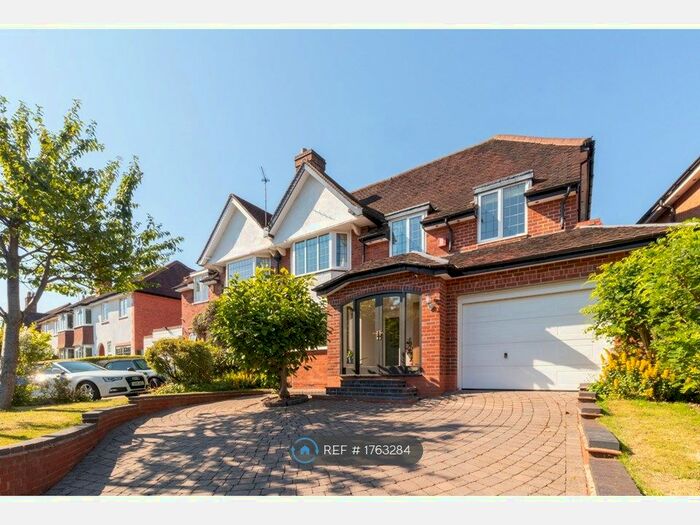 5 Bedroom Semi-Detached House To Rent In Witley Avenue, Solihull, B91