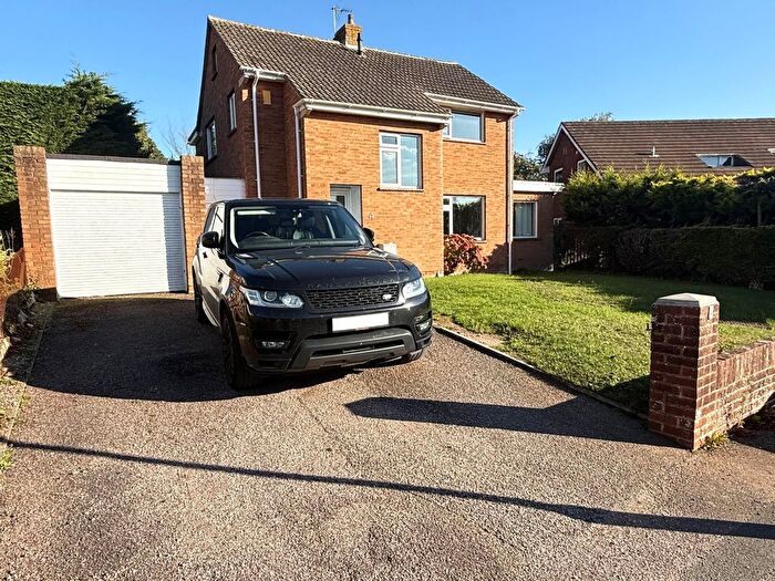 4 Bedroom Detached House For Sale In Heatherdale, Exmouth, EX8