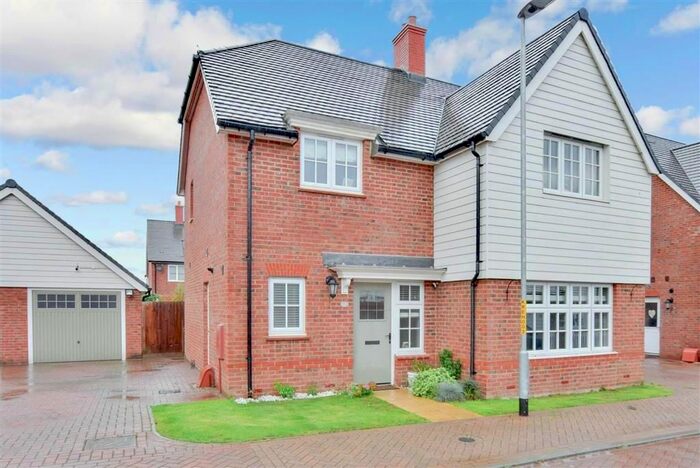 4 Bedroom Detached House For Sale In Russell Road, Marden, Tonbridge, Kent, TN12