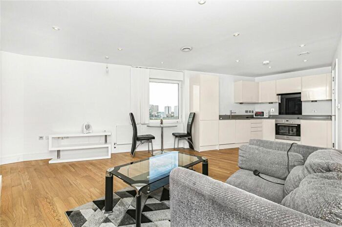 1 Bedroom Apartment To Rent In Hippersley Point, Tilston Bright Square, London, SE2