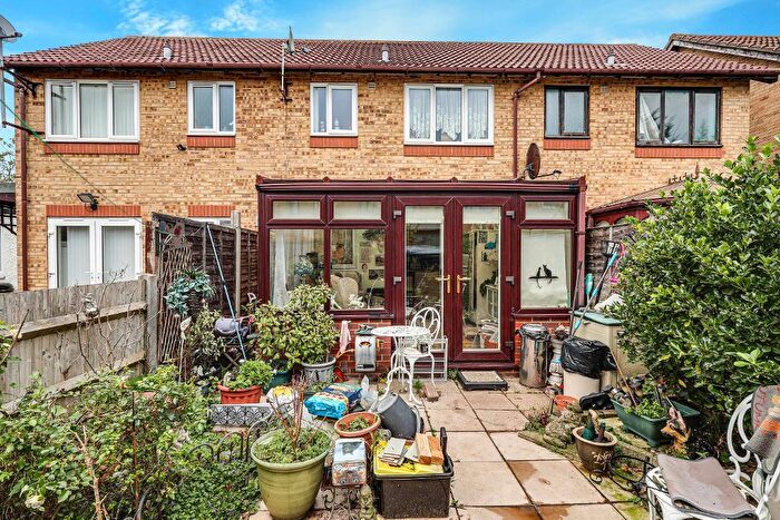 2 Bedroom Terraced House For Sale In Lomond Gardens, Selsdon, Surrey, CR2