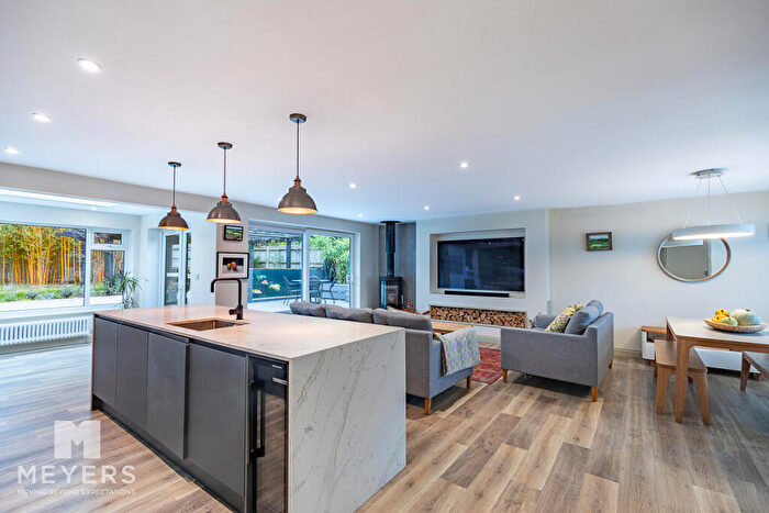 3 Bedroom Detached Bungalow For Sale In Hillside Drive, Christchurch, BH23