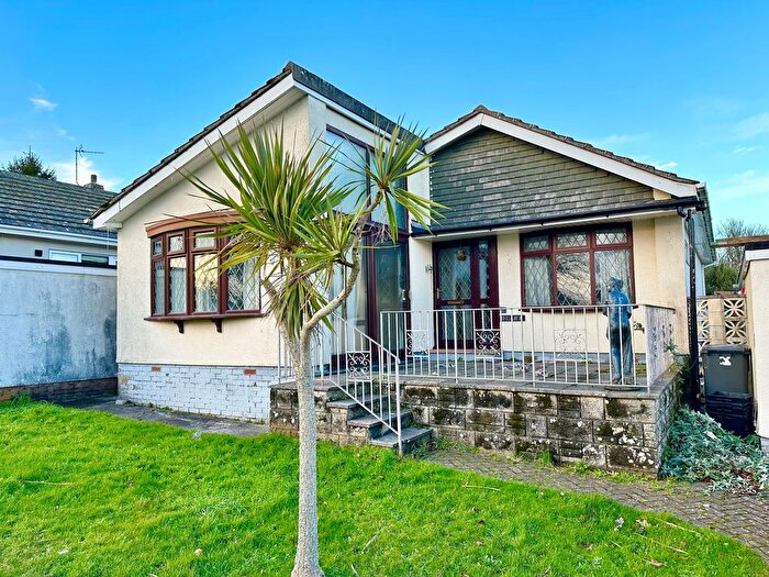 3 Bedroom Bungalow For Sale In Winsford Road, Torquay, TQ2